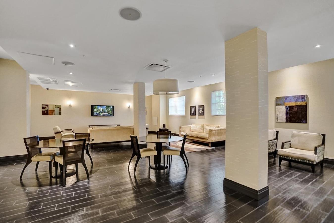 2Bd Condo Christmas Retreat Pool Beachside ハリウッド エクステリア 写真