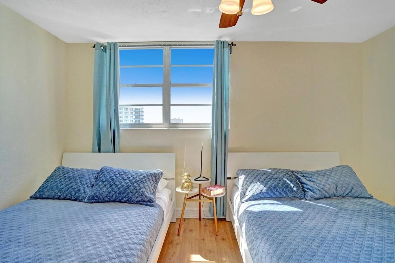 2Bd Condo Christmas Retreat Pool Beachside ハリウッド エクステリア 写真